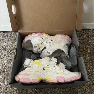 Authentic kids Balenciaga sandals size 2 but runs small